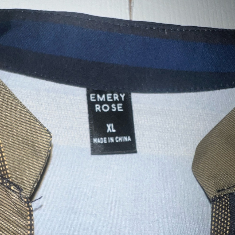 Pocket Notched Long Sleeve